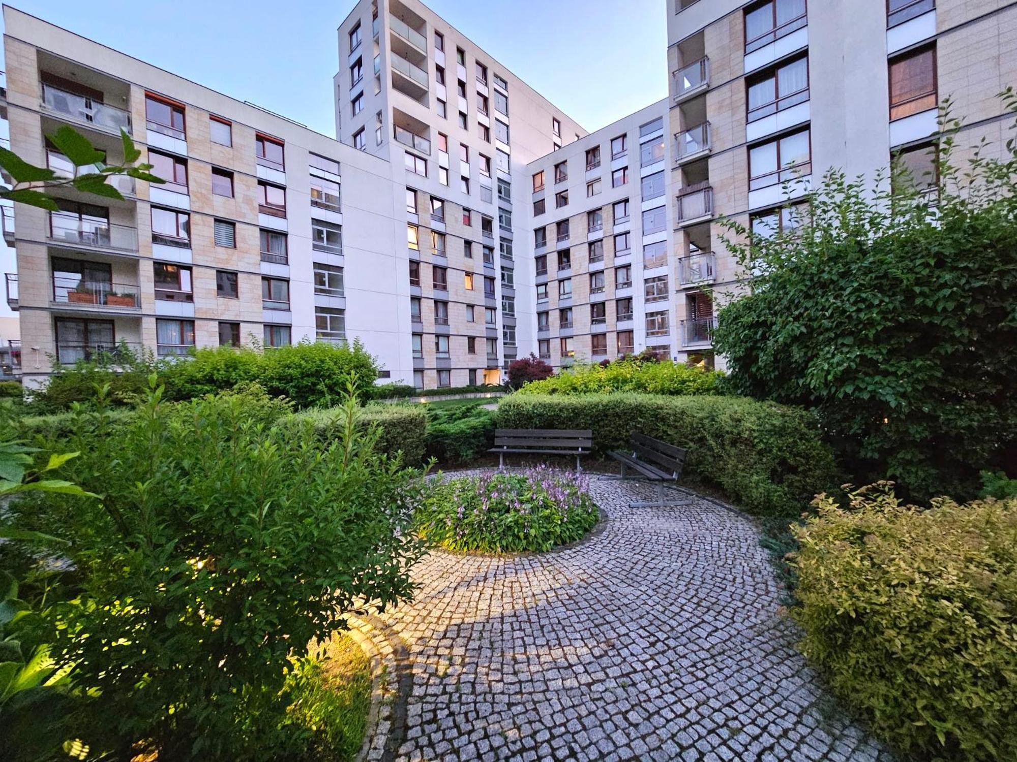 10 Min Do Lotniska, 2 Syp, Ekspres Do Kawy, Kosmetyki Ada, By Visitwarsaw Apartments ภายนอก รูปภาพ